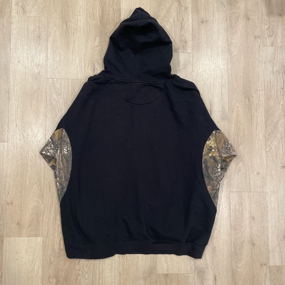 RealTree Hoodie. Size XL. - Picture 2 of 2